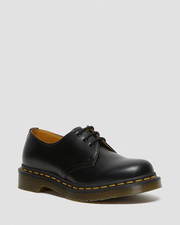 Black Women's Dr Martens 1461 Smooth Leather Oxfords Shoes | CA 371YXF